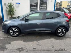 Blau Gebraucht 2018 Renault Clio IV LIMITED Kleinwagen | 8.950 € (Fairer Preis)