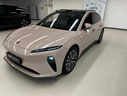 Beige Gebraucht 2023 Nio ET5 Limousine | 37.600 €