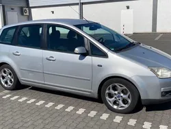 Grau Gebraucht 2007 Ford C-MAX Ghia Van / Kleinbus | 2.500 €