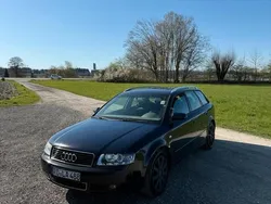 Blau Gebraucht 2004 Audi A4 S-Line Kombi | 1.500 € (Guter Preis)