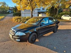 Schwarz Gebraucht 2006 Skoda Octavia Elegance Limousine | 2.700 € (Fairer Preis)