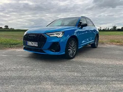 Blau Gebraucht 2019 Audi Q3 S-Line SUV | 28.990 € (Fairer Preis)