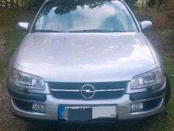Gebraucht 1999 Opel Omega Limousine | 2.750 € (Fairer Preis)