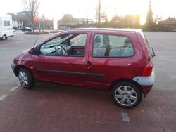 Rot Gebraucht 2002 Renault Twingo Authentique Kleinwagen | 550 € (Guter Preis)
