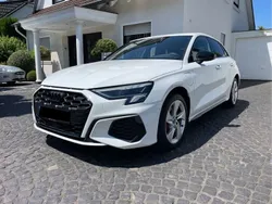 Weiß Gebraucht 2021 Audi A3 Sportback e-tron S-Line Limousine | 25.550 € (Guter Preis)
