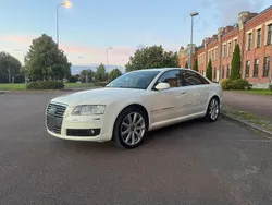 Weiß Gebraucht 2006 Audi A8 Sport Limousine | 12.900 € (Teuer)