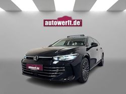 Grenadillschwarz metallic Gebraucht 2024 VW Passat Elegance Kombi | 39.790 € (Guter Preis)