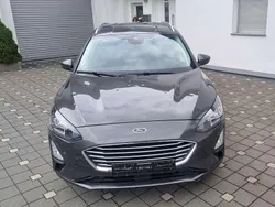 Magneticgrau (metallic) Gebraucht 2021 Ford Focus Kombi | 15.799 € (Superpreis)