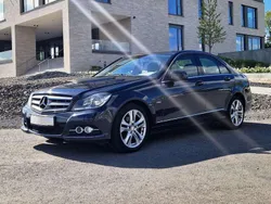 Magnetitschwarz (metallic) Gebraucht 2011 Mercedes C200 Avantgarde Limousine | 8.900 € (Fairer Preis)