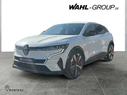 Weiß Gebraucht 2023 Renault Mégane Limousine | 28.990 € (Fairer Preis)