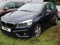 Blau Gebraucht 2017 BMW 218 Active Tourer Sport Line Van / Kleinbus | 14.990 € (Guter Preis)