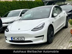 Weiß Gebraucht 2020 Tesla Model 3 Long Range Limousine | 23.900 € (Fairer Preis)