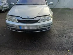 Silber Gebraucht 2003 Renault Laguna II Kombi | 650 €