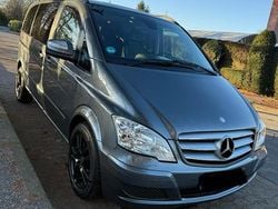 Grau Gebraucht 2011 Mercedes Viano Van / Kleinbus | 12.499 € (Guter Preis)
