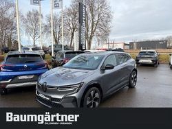 Grau Gebraucht 2022 Renault Megane E-Tech Equilibre Limousine | 17.590 € (Guter Preis)