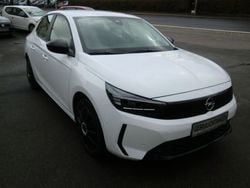 Weiß Gebraucht 2024 Opel Corsa Basis Limousine | 16.900 € (Fairer Preis)