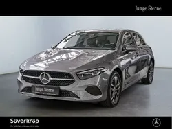 Grau Gebraucht 2024 Mercedes A250 Progressive Limousine | 31.280 € (Guter Preis)