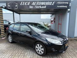 Schwarz Gebraucht 2014 Ford Focus Ambiente Kombi | 5.699 € (Fairer Preis)