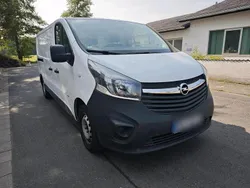 Weiß Gebraucht 2016 Opel Vivaro Van | 8.100 €