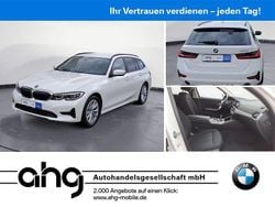 Weiß Gebraucht 2022 BMW 320 Advantage Kombi | 26.990 € (Fairer Preis)