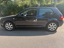Schwarz Gebraucht 2003 VW Golf IV Pacific Kleinwagen | 750 € (Guter Preis)