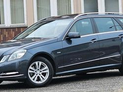 Grau Gebraucht 2011 Mercedes E220 Kombi | 9.450 € (Fairer Preis)