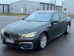 Schwarz Gebraucht 2016 BMW 730 M Sport Limousine | 29.999 €