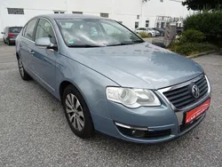 Grau Gebraucht 2010 VW Passat Highline Limousine | 4.390 € (Fairer Preis)