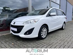 Weiß Gebraucht 2011 Mazda 5 Center-Line Van / Kleinbus | 6.999 € (Teuer)