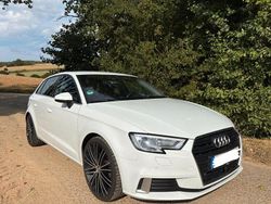 Weiß Gebraucht 2017 Audi A3 Sportback Sport Limousine | 12.500 € (Fairer Preis)