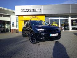 Diamant schwarz metallic Gebraucht 2023 Opel Grandland X SUV | 36.900 €