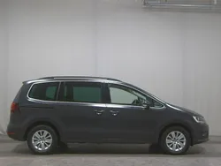 Grau Gebraucht 2019 VW Sharan Comfortline Van / Kleinbus | 21.980 € (Superpreis)