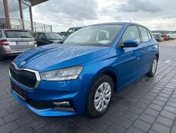 Blau Gebraucht 2024 Skoda Fabia Selection Kleinwagen | 15.790 € (Guter Preis)