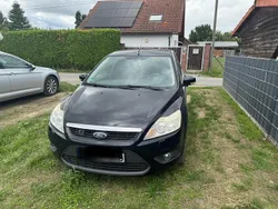 Schwarz Gebraucht 2008 Ford Focus Kombi | 800 € (Superpreis)