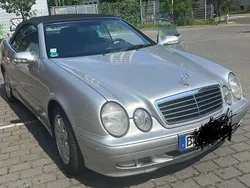 Silber Gebraucht 2002 Mercedes CLK200 Avantgarde Cabrio | 5.900 € (Fairer Preis)