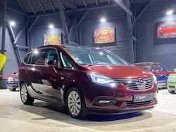 Rot Gebraucht 2017 Opel Zafira Tourer Van / Kleinbus | 11.700 € (Guter Preis)