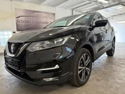 Schwarz Gebraucht 2020 Nissan Qashqai SUV | 18.490 € (Fairer Preis)