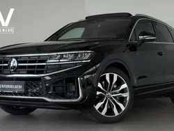 Schwarz Gebraucht 2024 VW Touareg R-line SUV | 68.890 € (Teuer)