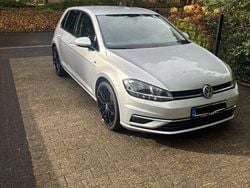 Silber Gebraucht 2018 VW Golf VII Join Limousine | 15.450 € (Fairer Preis)