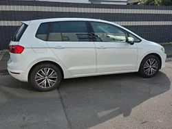 Weiß Gebraucht 2017 VW Golf Sportsvan Sound Van / Kleinbus | 12.000 € (Guter Preis)