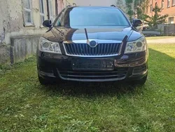 Schwarz Gebraucht 2009 Skoda Octavia Kombi | 3.500 € (Guter Preis)