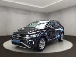 Schwarz metallic Gebraucht 2024 VW T-Roc Style SUV | 30.320 € (Fairer Preis)