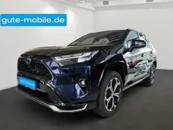 Blau nagoyablau / dach schwarz Gebraucht 2025 Toyota RAV4 Style SUV | 55.990 €