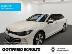 Weiss Gebraucht 2024 VW Passat Kombi | 31.750 € (Etwas zu teuer)