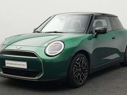 Grün Gebraucht 2024 Mini Cooper Favoured Kleinwagen | 29.170 € (Fairer Preis)