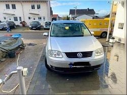 Gebraucht 2004 VW Touran Trendline Van / Kleinbus | 990 € (Superpreis)