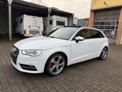 Weiß Gebraucht 2012 Audi A3 S-Line Limousine | 9.990 € (Superpreis)