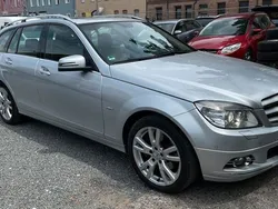 Silber Gebraucht 2008 Mercedes C220 Avantgarde Limousine | 3.990 € (Fairer Preis)