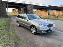 Grau Gebraucht 2004 Mercedes E500 Avantgarde Kombi | 6.300 € (Fairer Preis)