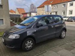 Grau Gebraucht 2006 VW Fox Kleinwagen | 2.300 € (Fairer Preis)